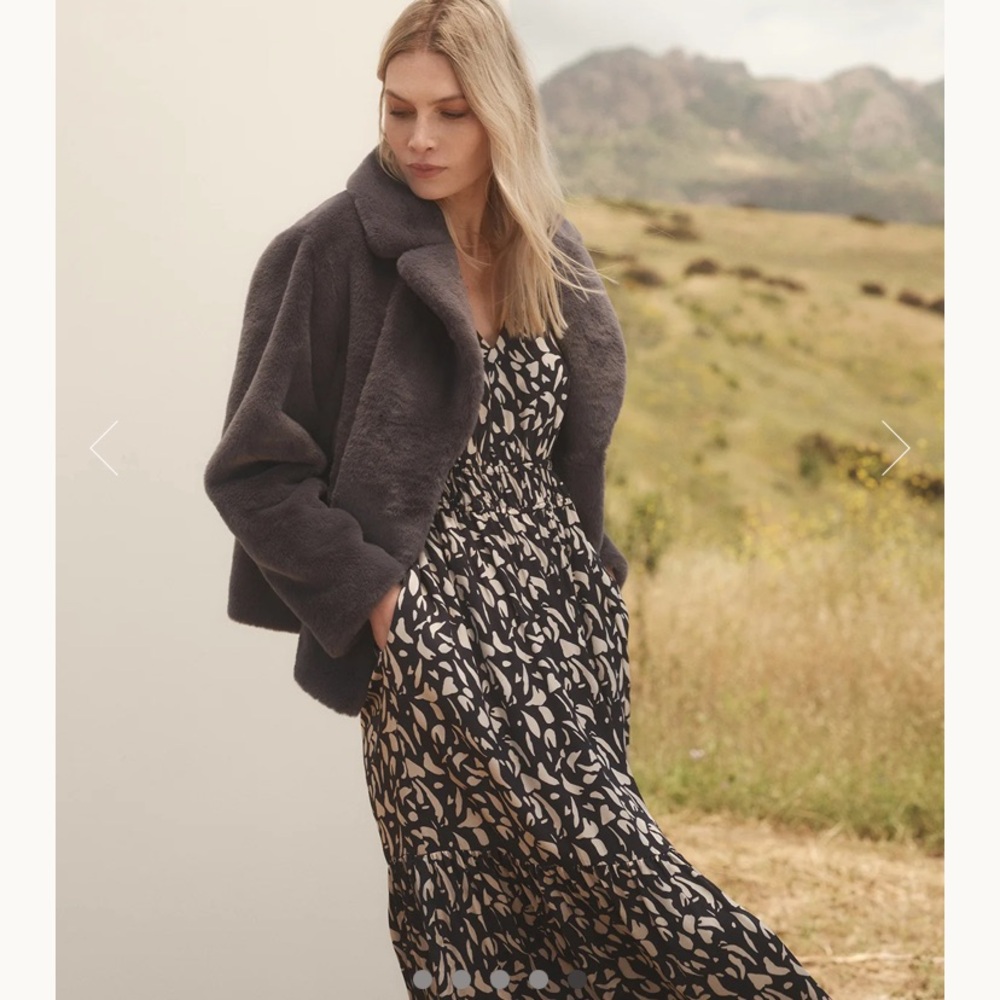 Velvet by graham Spencer Lyuda Printed Satin Midi Dress L
